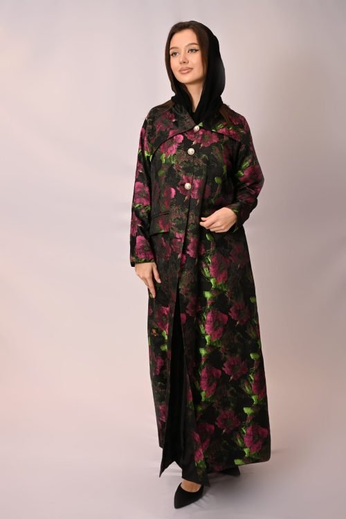 عباية عملية بلمسة الورد الأحمر FA 616